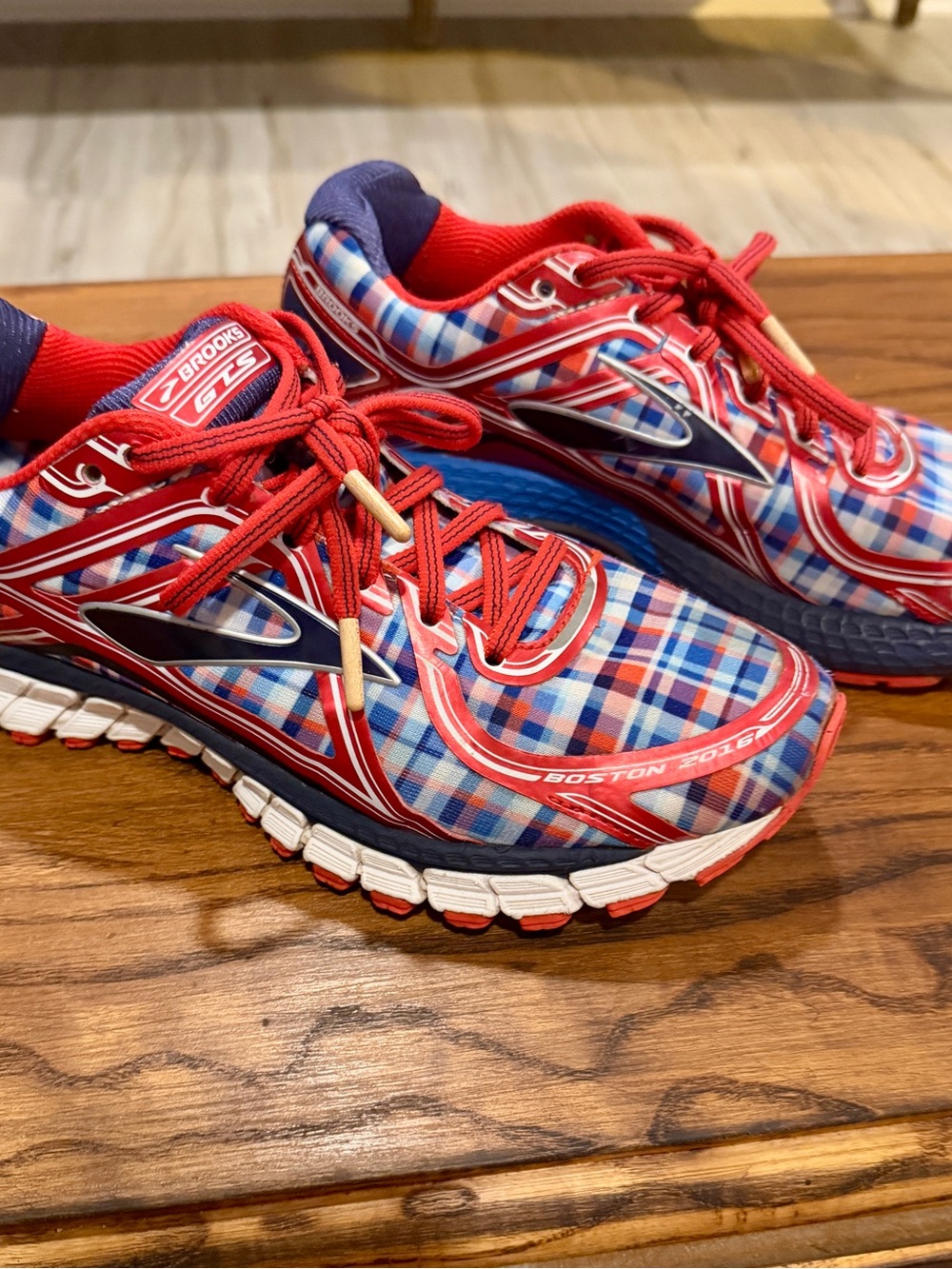 Brooks Red, Blue & White Plaid GTS shoes. 2016 Boston Marathon Running shoes - Picture 3 of 6